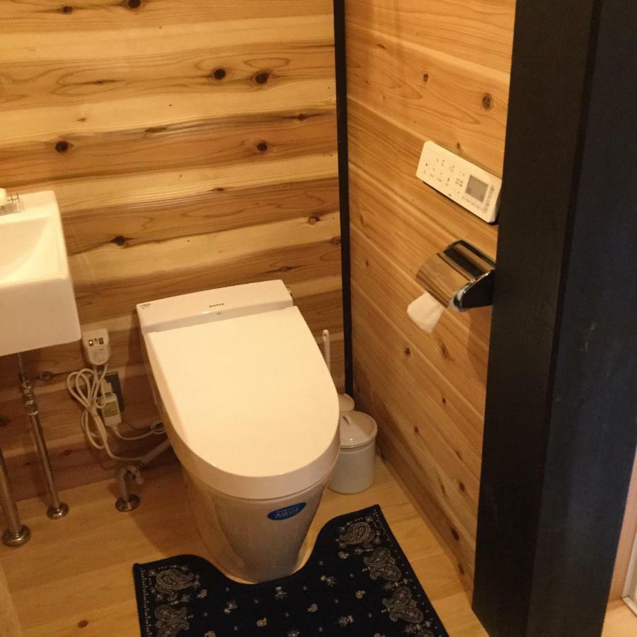 Guesthouse Kazura Nanto Екстер'єр фото